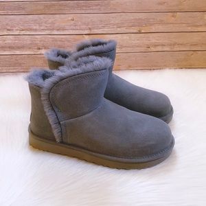 UGG Women’s Classic Mini Fluff High-Low Geyser Boots